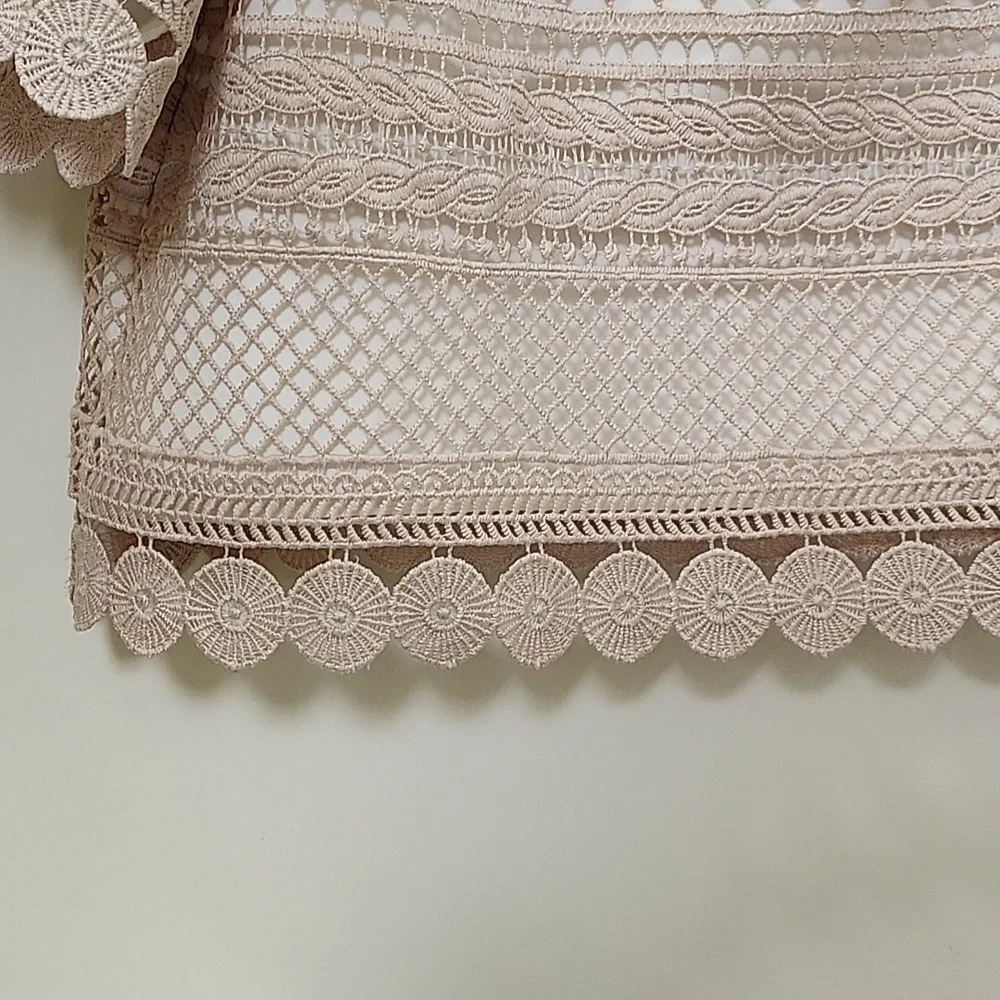 Alexis Women's  Beige Finn Off Shoulder Lace Top Small Whimsy - Picture 9 of 17